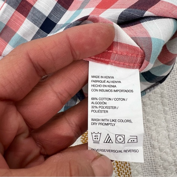 Van Heusen Classic Fit Short Sleeve Button Up Red Plaid/Checkered Men's Size XL - Picture 13 of 16